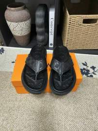 Picture of Louis Vuitton Slippers _SKULVsz38-46jyh0917745